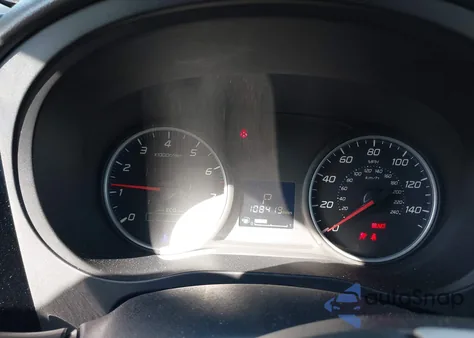 2015 Mitsubishi Outlander Es z USA, uszkodzony, nr VIN JA4AD2A33FZ005558